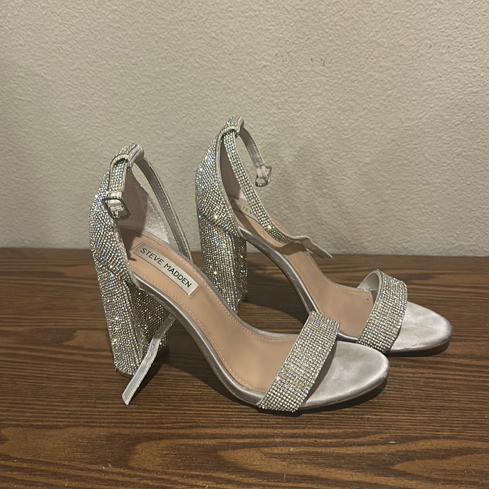 Steve Madden. 8.5. Worn but in good condition.